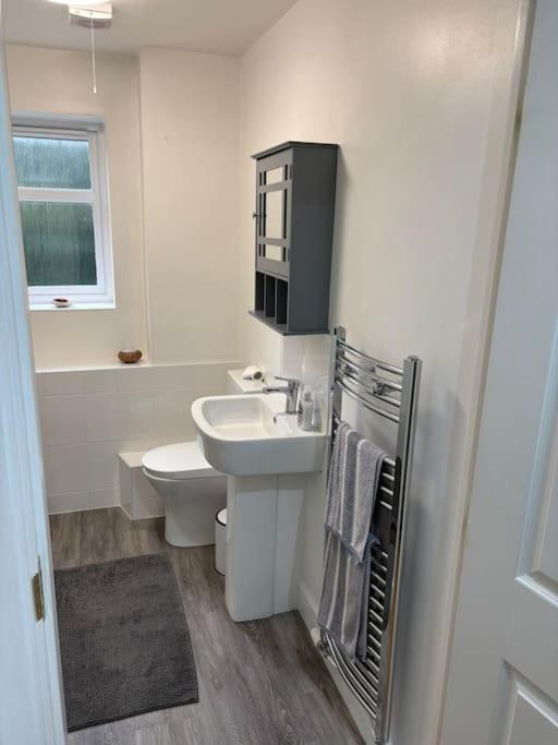 Newly Refurbished Flat In Kings Heath Apartment Birmingham Exterior photo